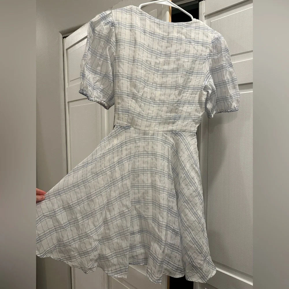 NWT Lulu’s “Plaid About You White Plaid Organza Side-Tie Skater Dress” !!!👗